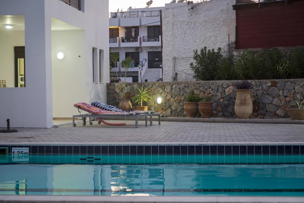 The Corner House At Gennadi Court Villa Dış mekan fotoğraf